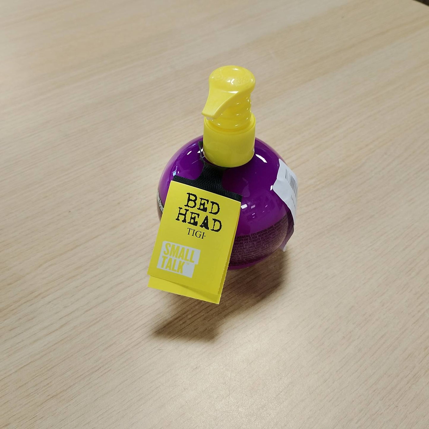 272239 - Tigi Bed Head Krem Stilimi për Volum Small Talk 240 ml, për flokë të hollë.