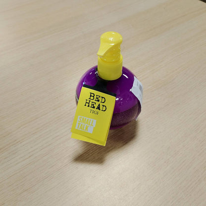 272239 - Tigi Bed Head Krem Stilimi për Volum Small Talk 240 ml, për flokë të hollë.