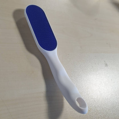 272336 - DR. SCHOLL Limë për këmbët prej nanoqelqi, heq lëkurën e thatë në këmbë të lagura ose të thata, e papërshkueshme nga uji, e butë ndaj kallove, ideale për përdorim në dush