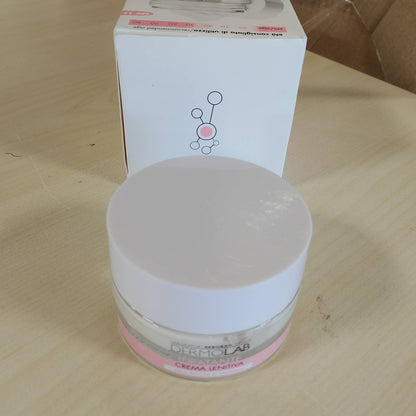 272357 - DERMOLAB Krem hidratues qetësues për fytyrën, 50 ml, me acid hialuronik, SPF 15.