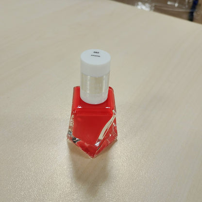 272374 - ESSIE Manikyr me Efekt Xheli, 13.5 ml, Qëndrueshmëri e Gjatë deri në 15 Ditë, Gel Couture, Ngjyra: E Shkëlqyer