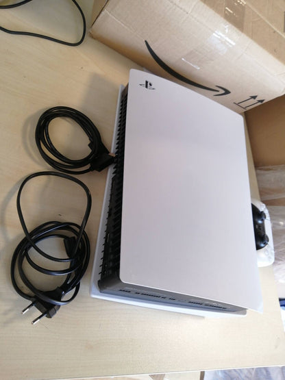 272542 - SONY Konsola Standarde e Playstation 5 - 825GB SSD, 4K UHD, 10.28 TFLOPS