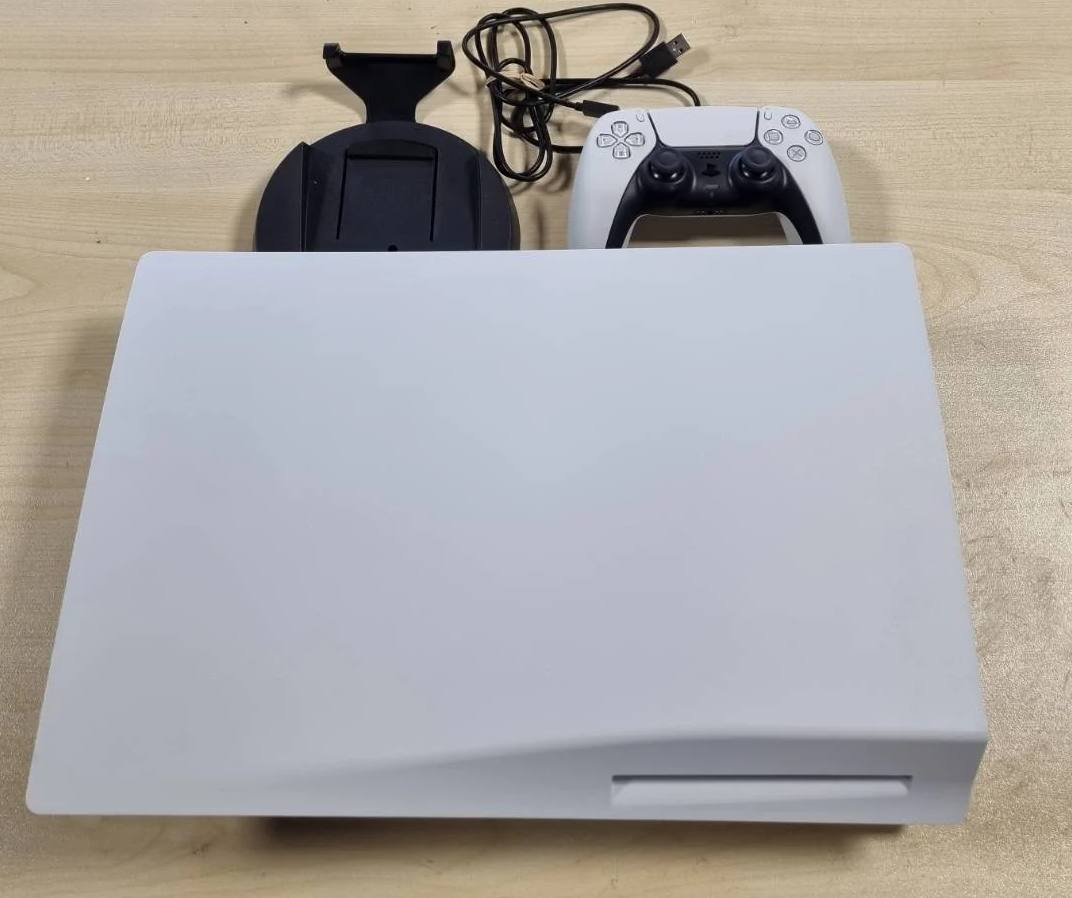 272547 - SONY Konsola Standarde Playstation 5 me disk - 825GB SSD, 4K UHD, 10.28 TFLOPS