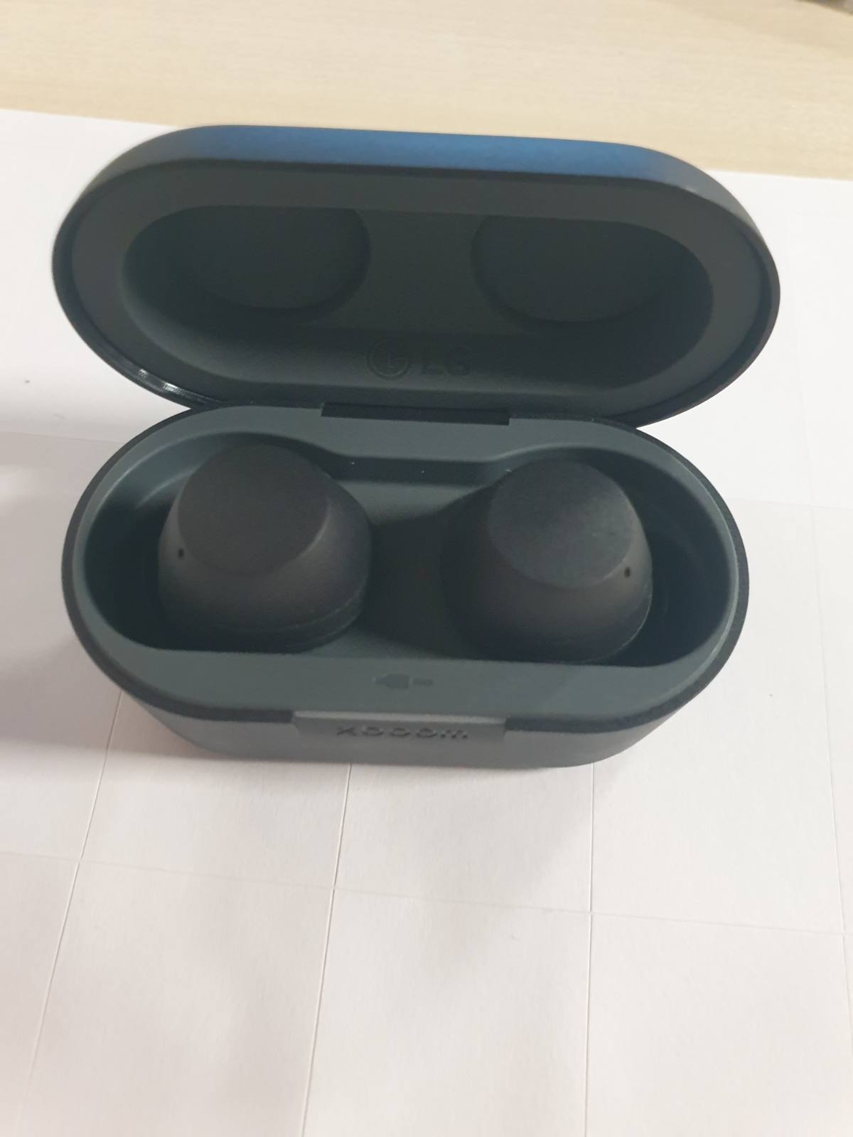 272661 - LG XBOOM BUDSPLUS, Kufje Bluetooth në vesh, Kufje sportive Bluetooth, Kufje Bluetooth pa tel në vesh, me anulim zhurme, IPX4 rezistente ndaj spërkatjeve, të zeza