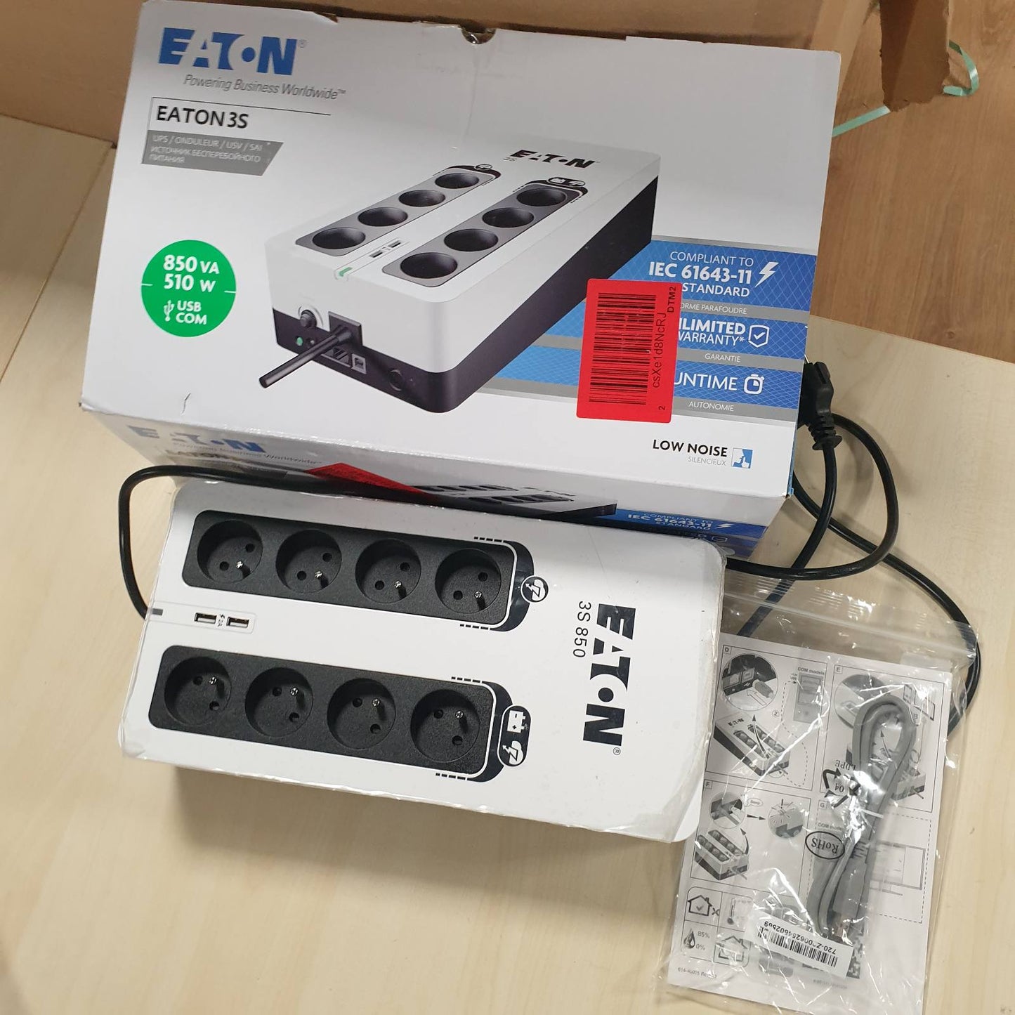 272750 - EATON UPS 3S 850 FR Mbrojtës nga Rryma - 850VA, 8 Priza Franceze, 2 Porta Ngarkimi USB Tipi-A, Ndërfaqe USB, Bardhë e Zi (3S850F)