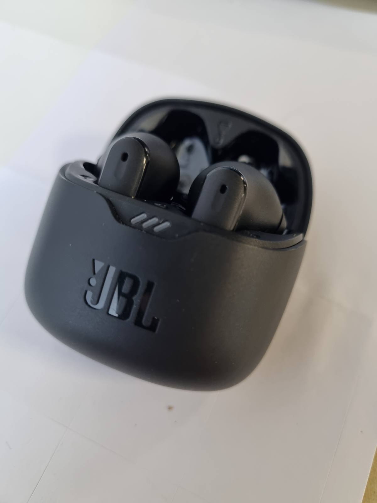 272947 - JBL Kufje Tune Flex TWS Black, pa tel, anulim zhurme, jetëgjatësi baterie deri në 32 orë
