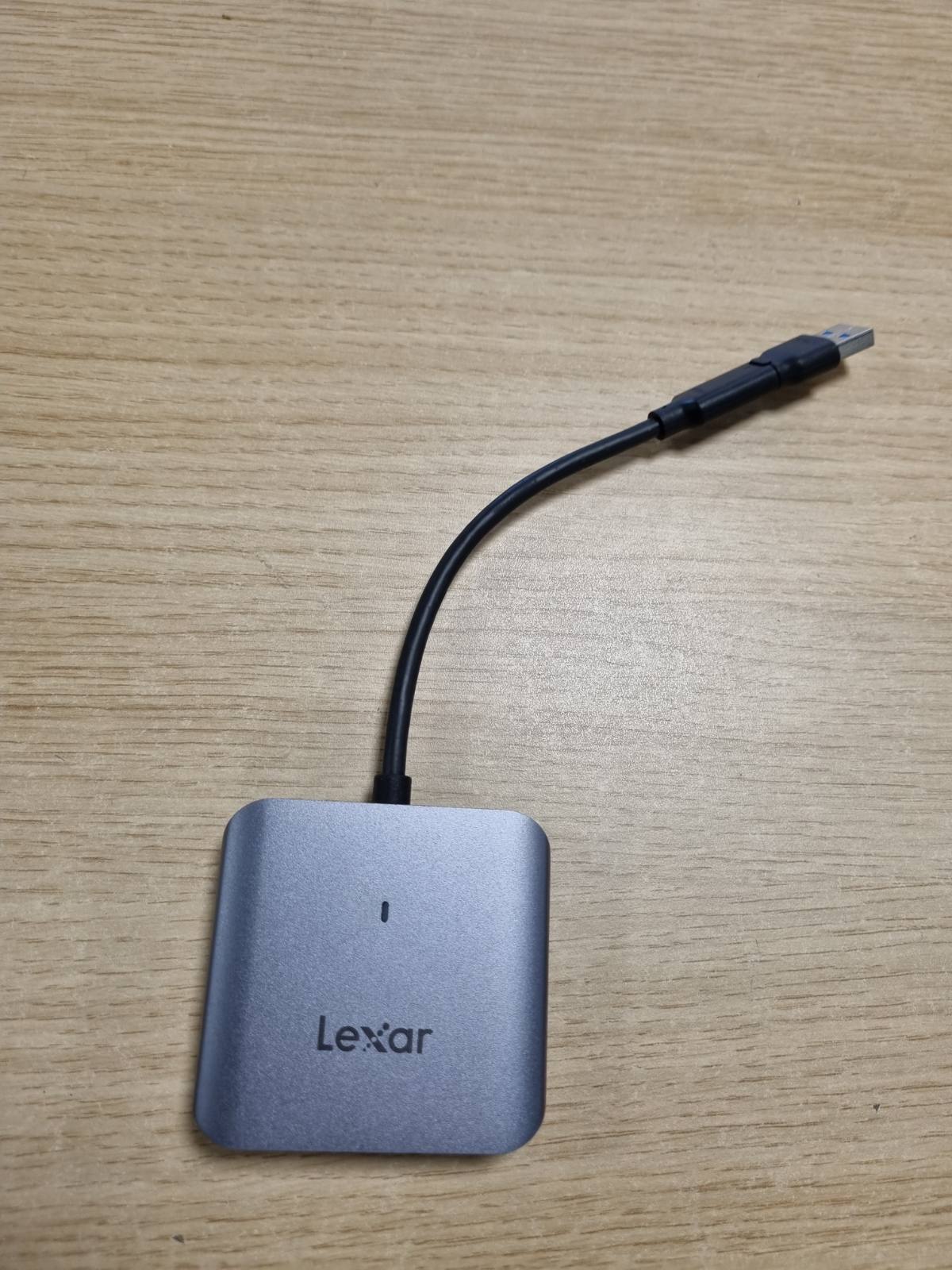 273039 - LEXAR Lexues Kartash RW510 CFexpress Type B, deri në 10Gbps, Lexues Kartash Memorie USB 3.2 Gen 2 CF për Kartat CFe Type B, përfshin Kabllo USB Type-C (LRW510U-BNHNG)