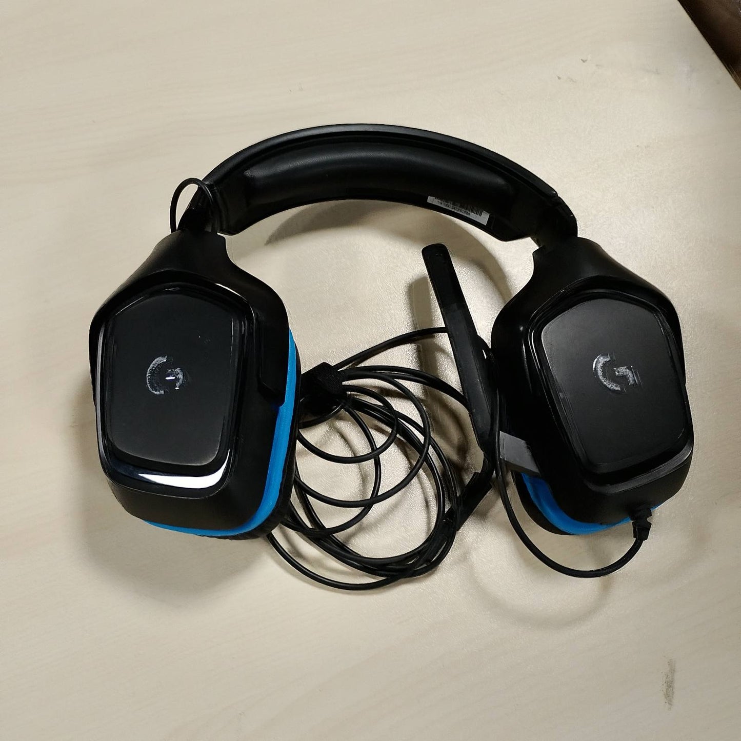 273119 - LOGITECH Kufje për Lojëra G432, Sound Surround 7.1 DTS:X 2.0, Drajverë 50 mm, Port USB dhe 3.5 mm, Mikrofon i Hapshëm, I Lehtë, PC/Mac/Xbox One/PS4/Switch - Blu/E Zezë