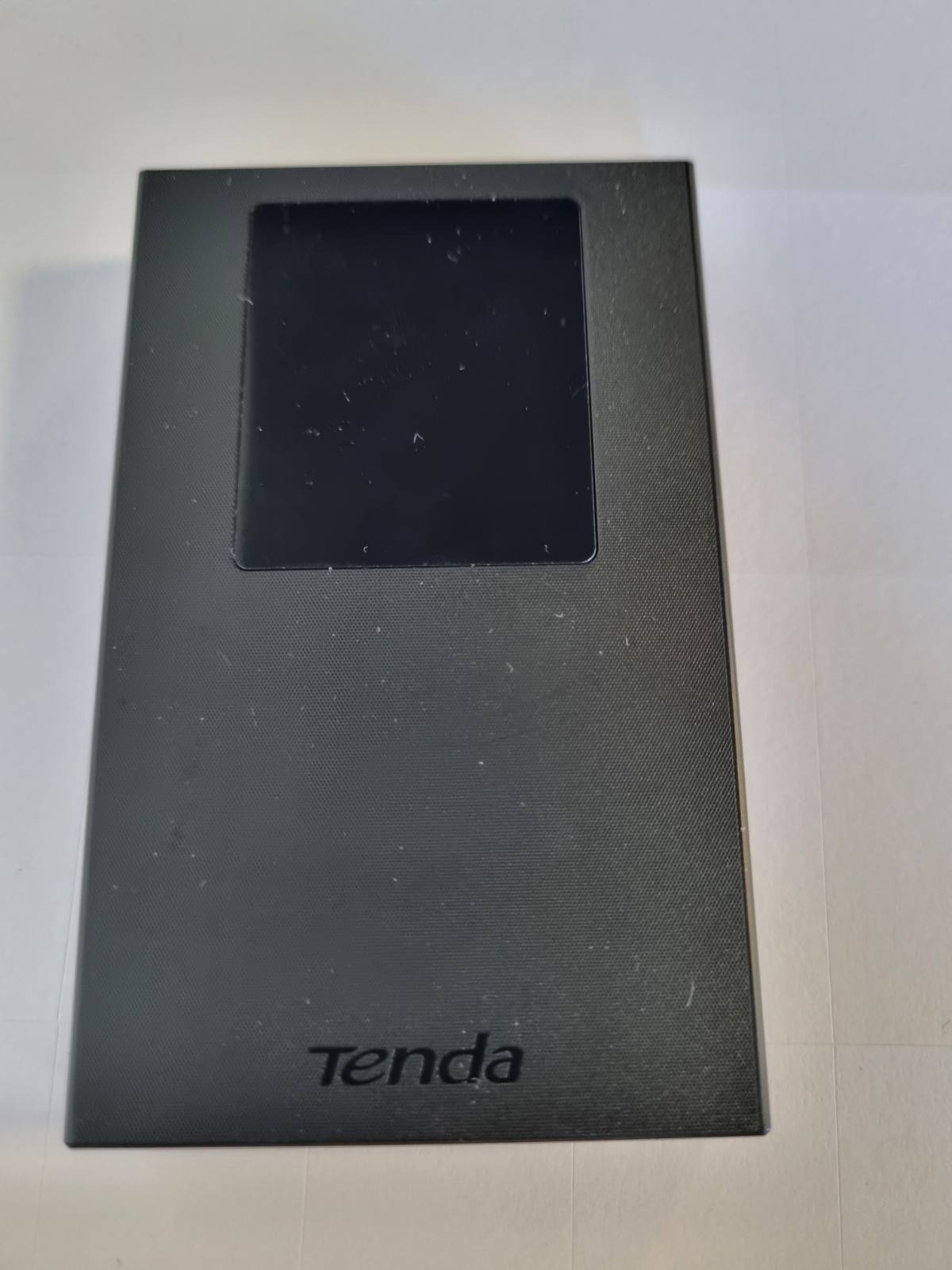 273199 - TENDA Router WiFi celular me ekran LCD, Wi-Fi 6 Hotspot portativ, bateri 2100mAh, portë USB-C, Plug & Play, WPA3, modem 4G, MiFi, madhësi mini, i pajtueshëm me kartat Nano-SIM të zhbllokuara, MF6