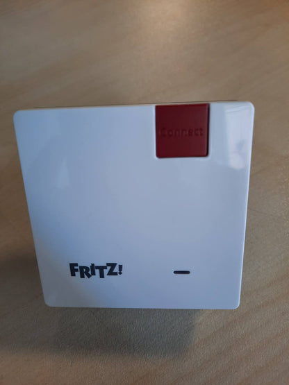 273316 - FRITZ!REPEATER 600, Zgjerim Wi-Fi deri në 600 Mbps, kompakt, Wi-Fi Mesh, konfigurim i lehtë, WPA3/2, prodhuar në Evropë