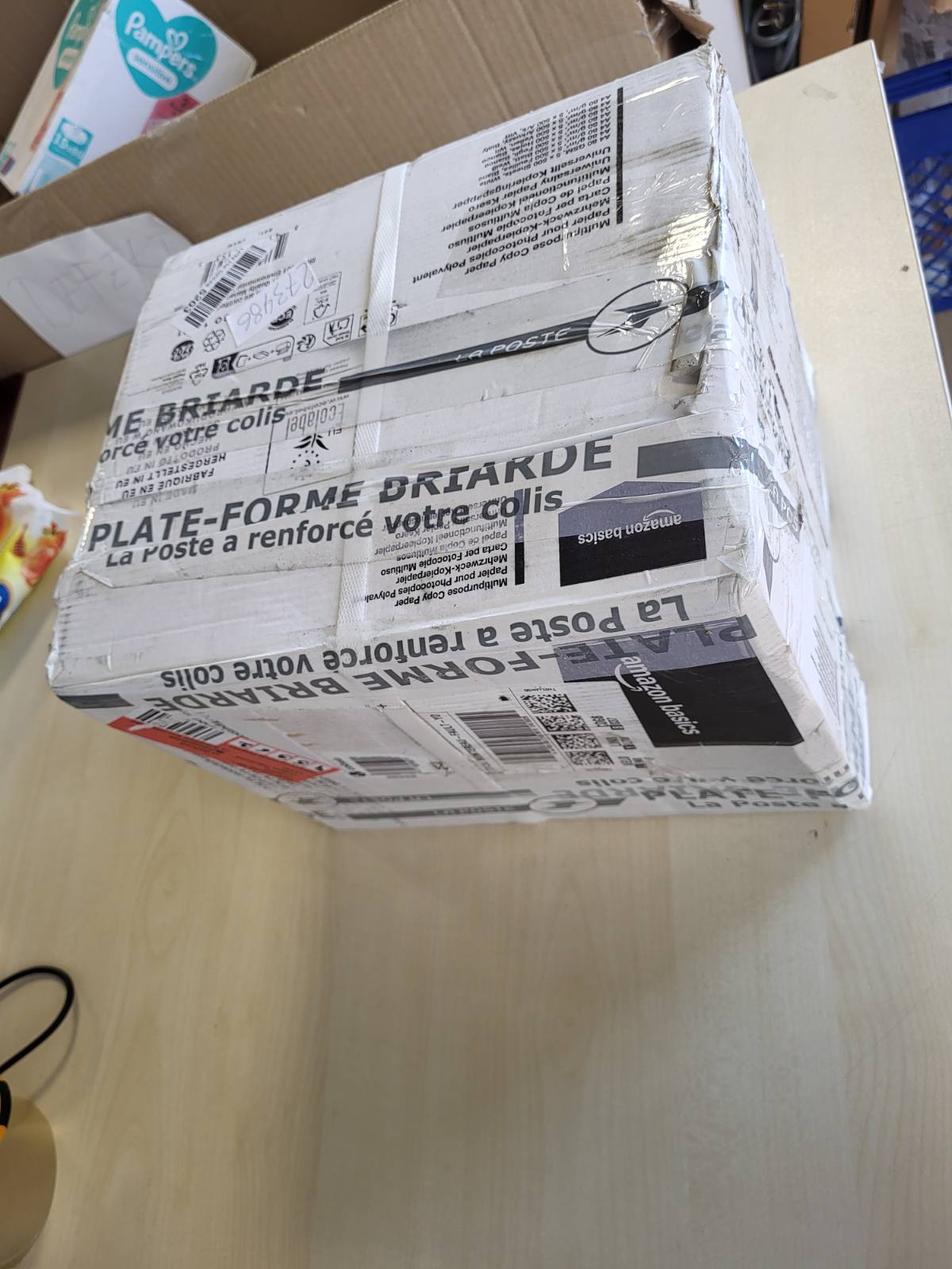 273486 - AMAZON BASICS Letër printeri, DIN A4, 80 g/m², 2500 fletë, 5 pako me 500, e bardhë