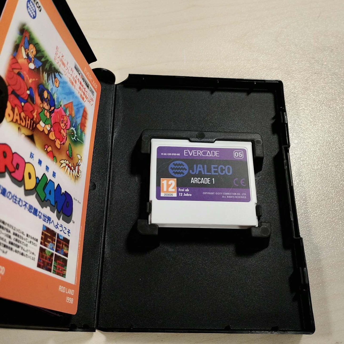 273531 - FISHEKU Arcade Blaze Evercade Jaleco 1