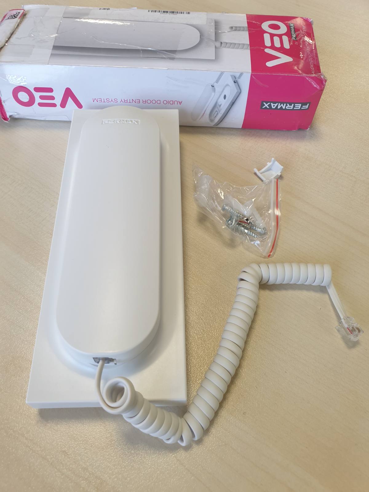 273616 - FERMAX VEO 4+N 3431 Universal-Telefon
