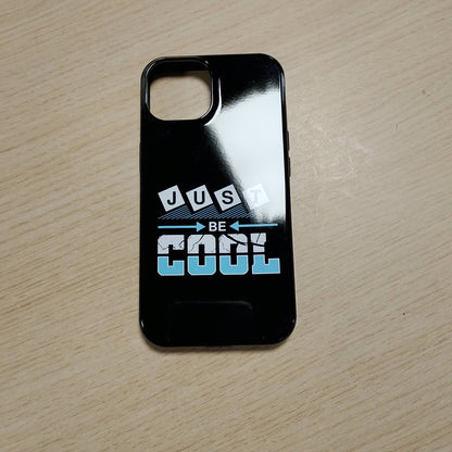 273869 - Just Be Cool Mbështjellëse moderne për iPhone 14 me motive gjeometrike.