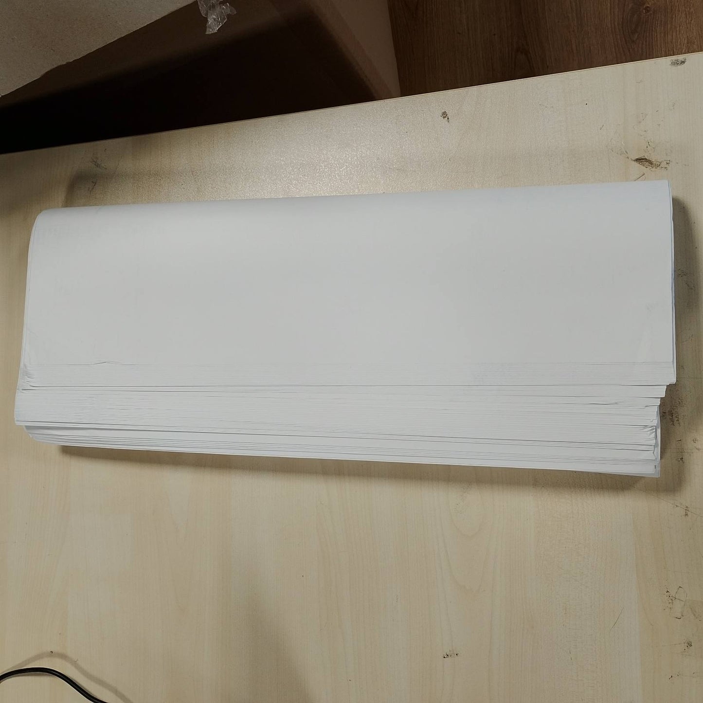 273893 - BOARDSPLUS Letër për tabelën e të dhënave BPP010103, Letër 60 g/m², Bllok me 20 fletë, 585x810 mm, Pako me 5 blloqe