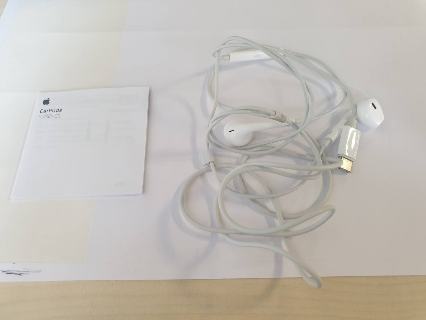 273907 - APPLE Kufje USB-C