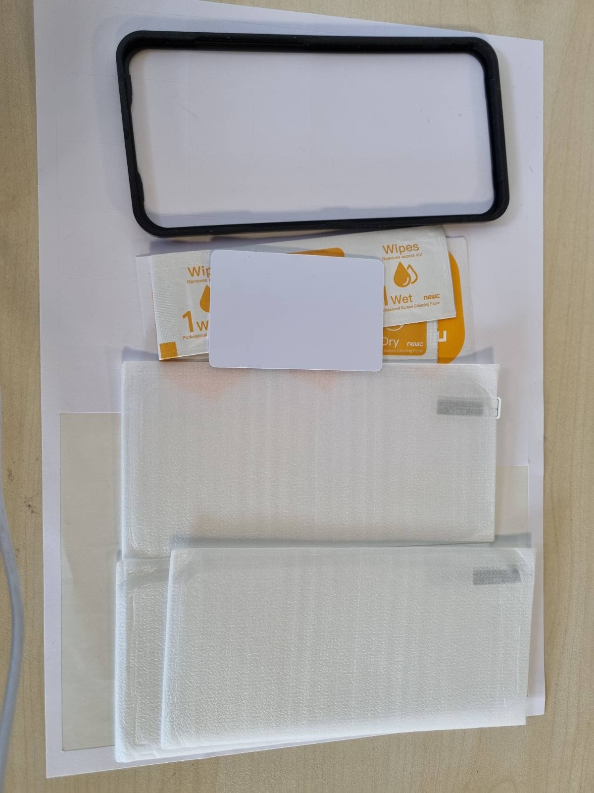 274161 - NEW'C Mbrojtës Ekrani prej Xhami të Temperuar me 3 Copë për iPhone 17, 17 Pro, 16 Pro (6.3 inç), Fortësi 9H, Ultra i Qëndrueshëm, Mjet Instalimi i Përfshirë