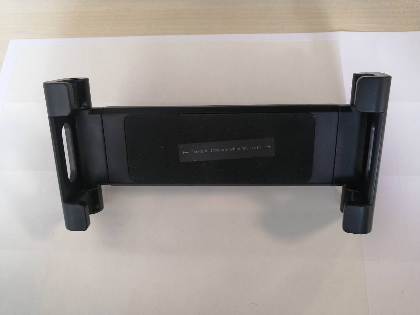 274276 - TPARTS Mbajtëse Tableti/Telefonit/iPad-it për Tesla Model 3/Y/S/X, Mbështetëse për sediljen e pasme, E bërë nga ABS, metal dhe silikon, E zgjatshme deri në 28 cm, E palosshme