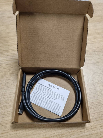 274365 - AMAZON BASICS Kabllo karikimi të shpejtë USB-C në USB-C 4, 40Gbps, video 8K, 240W, Thunderbolt 4/3, i çertifikuar USB-IF, për Apple iPhone 16/15, iPad, Samsung Galaxy, tableta, kompjuterë, 1 m, i zi