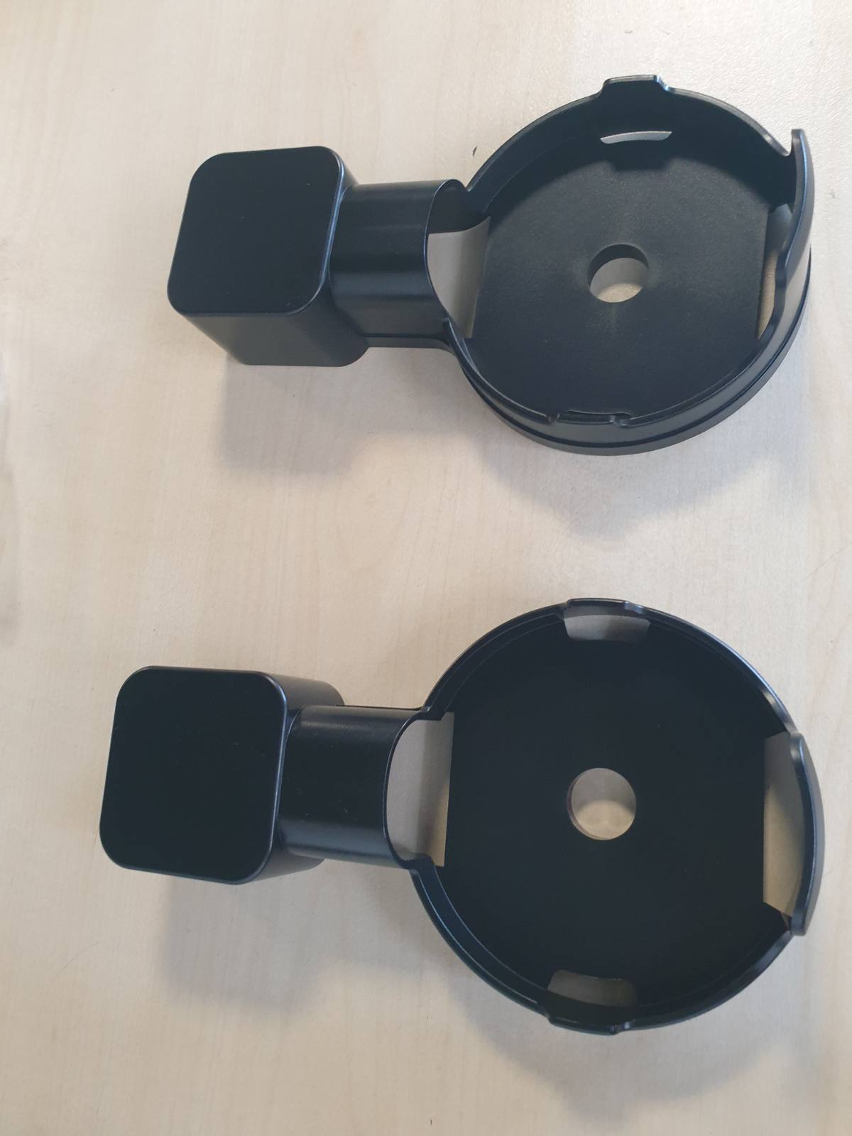 274397 - Sintron Mbajtëse për mur për altoparlantë inteligjentë 2X, për Google Mini, e zezë, pa vida