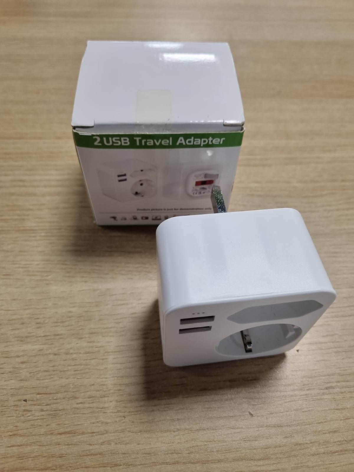 274413 - HOPPAC Adaptues, anglisht në frëngjisht, dy porta USB 2.4A, nga Franca në Mbretërinë e Bashkuar, priza evropiane dhe Schuko, Tipi G