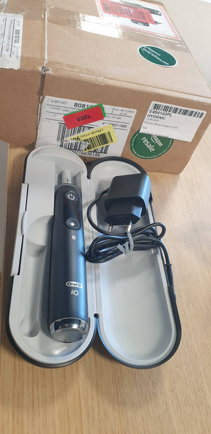 274818 - ORAL-B iO9, Furçë dhëmbësh elektrike, E zezë, 3 koka furçe, 1 çantë udhëtimi, Karikues