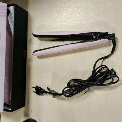 274836 - GHD GOLD EDITION LIMITED, Pjastër flokësh, Gjerësi 26 mm, Sorbet Rozë, me Qese të Përputhshme dhe Rrotull Rezistent ndaj Nxehtësisë, (Plug BE)