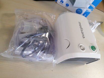 275025 - MEDISANA IN 520 INHALATOR - PAJISJE INHALIMI ME GRYKË DHE MASKË PËR TË Rritur DHE FËMIJË, INHALATOR NEBULIZATOR PËR FTOHJE OSE ASTMË ME SHUMË AKSESORË SHTESË