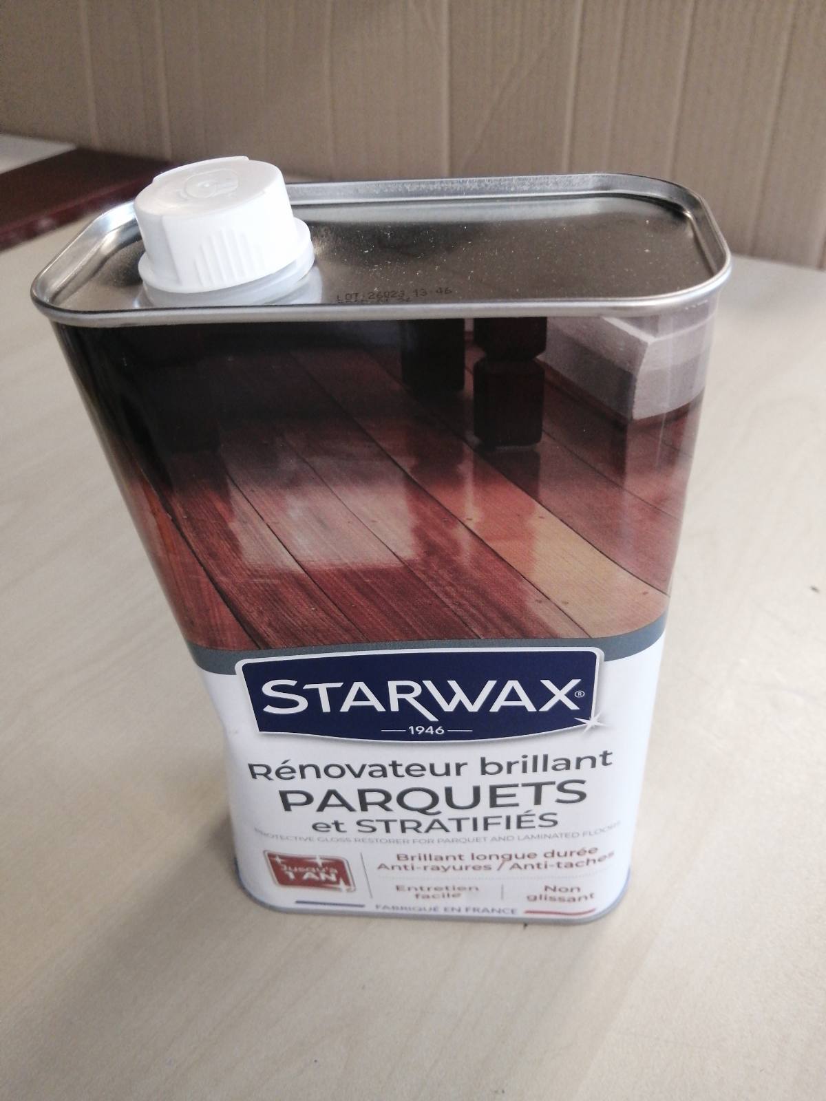 275478 - STARWAX Restaurues Mbrojtës për parket, 1L, mbulon 30m²/L, rezistent ndaj njollave, zgjat deri në 1 vit