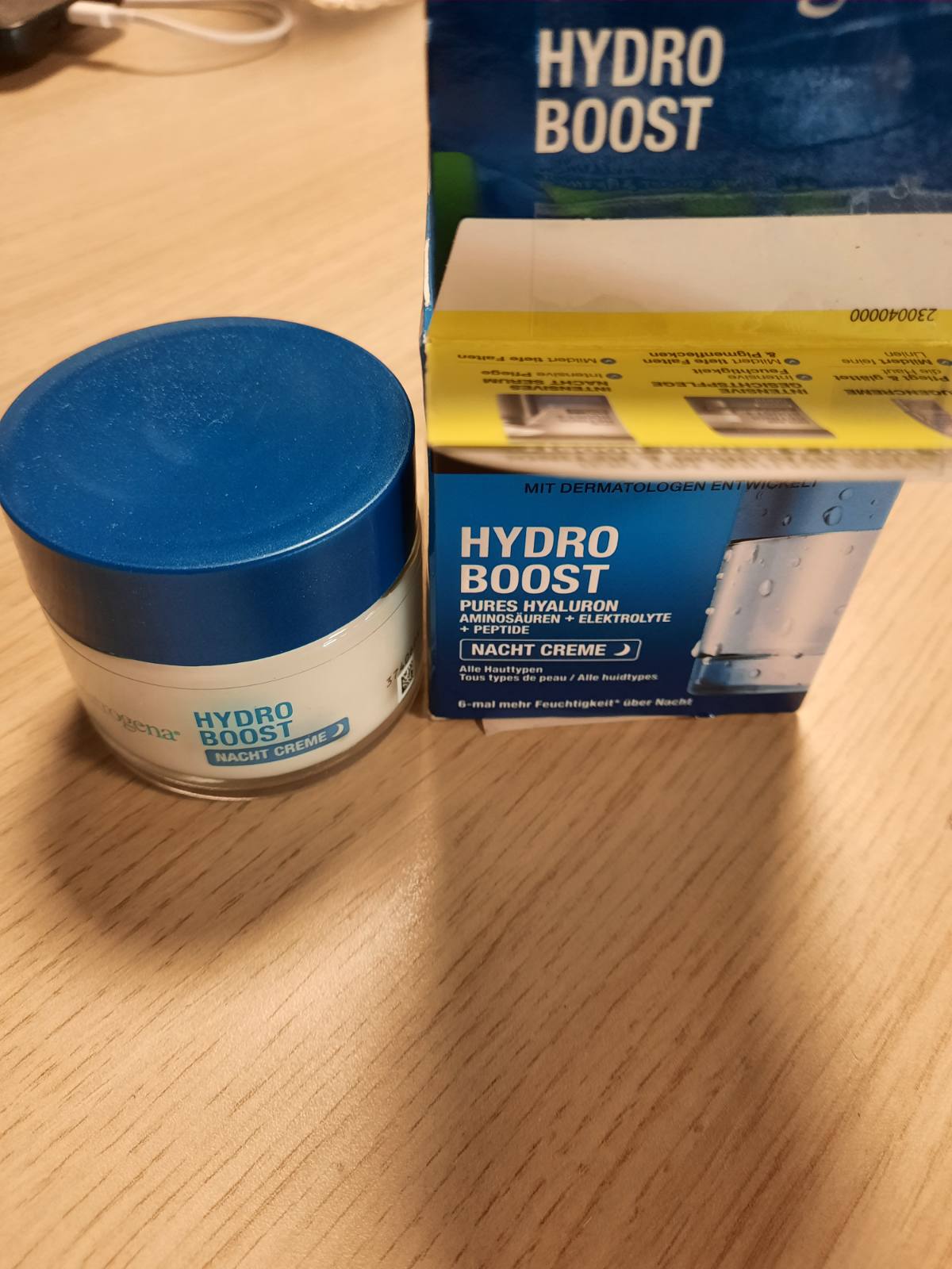 275486 - NEUTROGENA Krem nate Hydro Boost, krem hidratues për fytyrën, për të gjitha llojet e lëkurës, pa vaj, 50 ml
