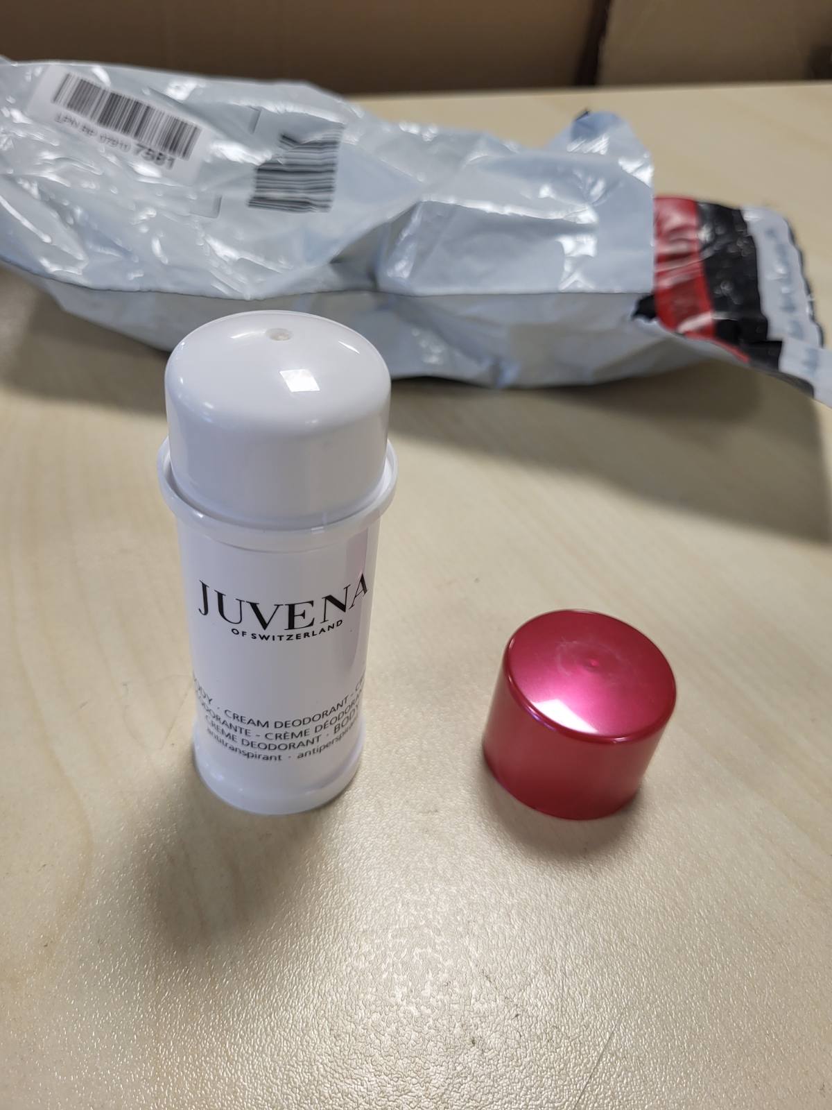 275510 - JUVENTA Produkt për kujdesin e lëkurës - Cuerpo Desodorante En Crema 40 ml