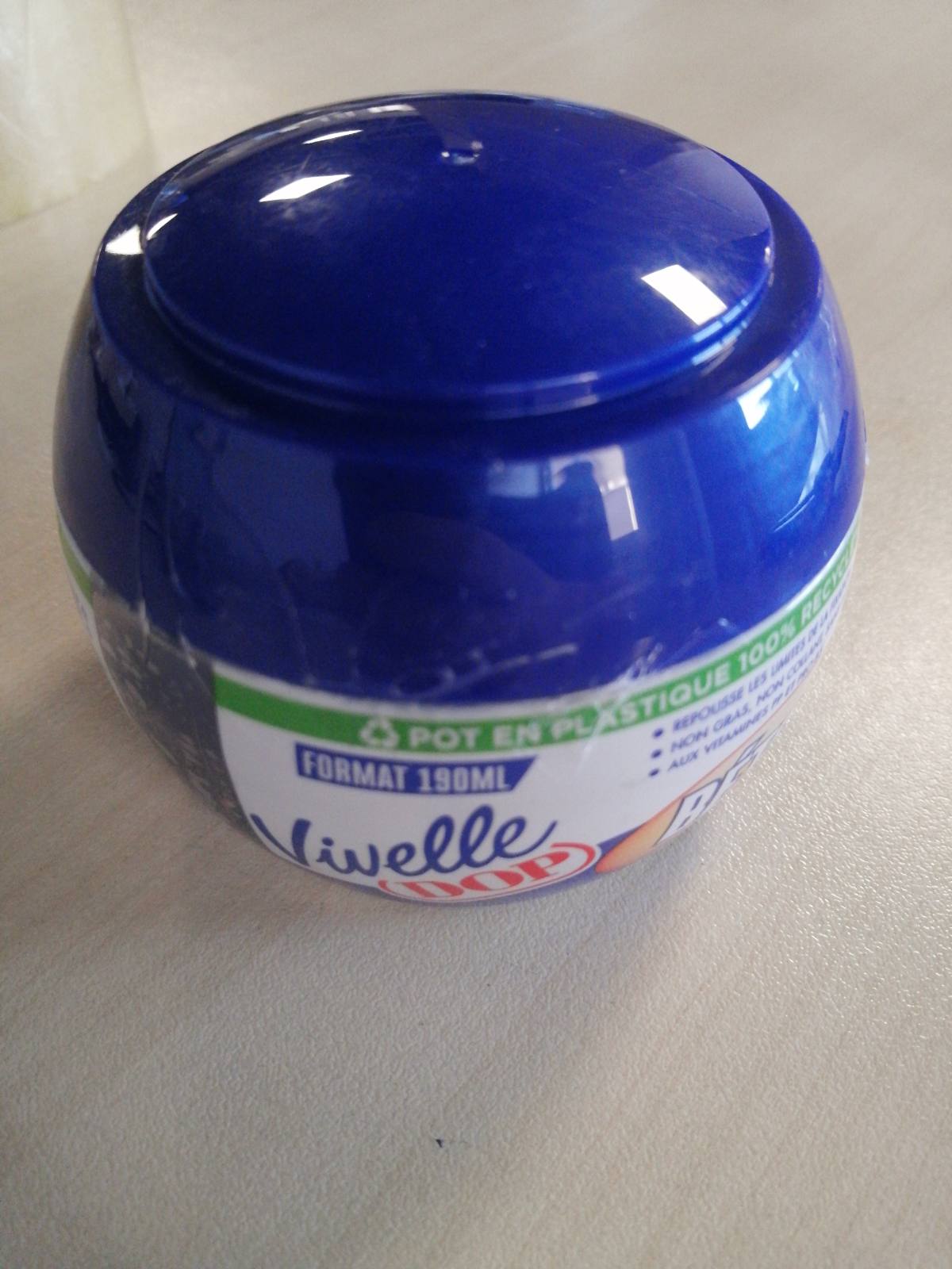 275627 - VIVELLE Xhel Fiksues Betoni Dop, 190 ml