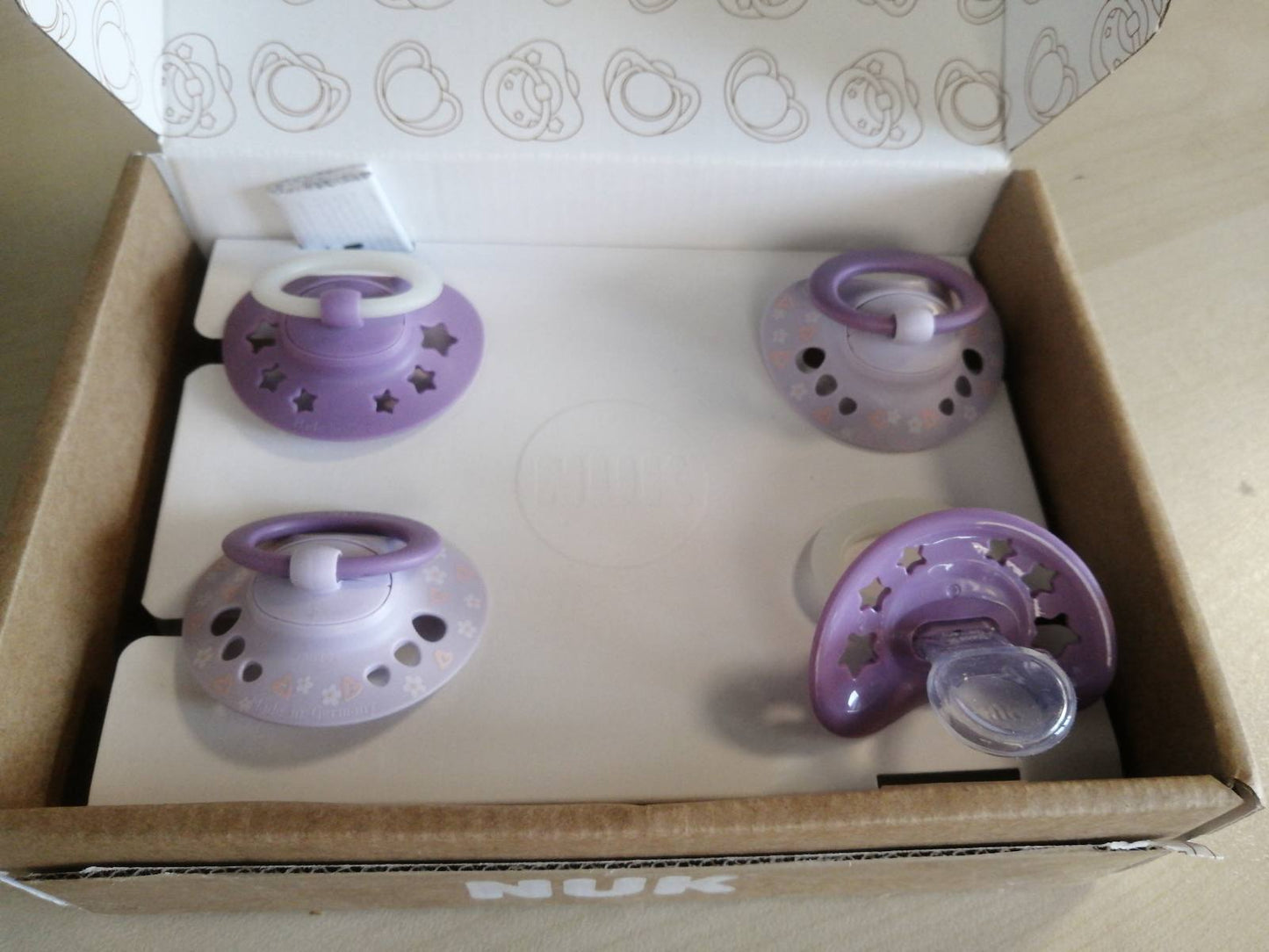 275686 - NUK Biberon për bebe First Choice, 18-36 muaj, 4 copë, ortodontik, që shkëlqen në errësirë