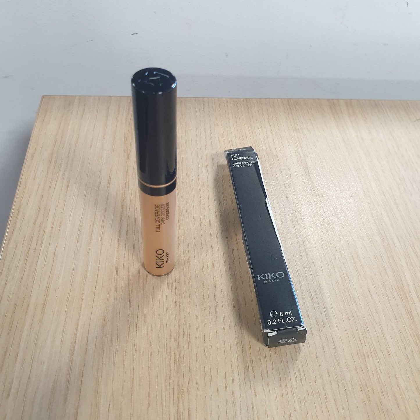 275694 - KIKO MILANO Korrektor Full Coverage Dark Circles 19, Korrektor i lëngshëm me mbulim të lartë për konturin e syve dhe fytyrën, 19 Kanellë