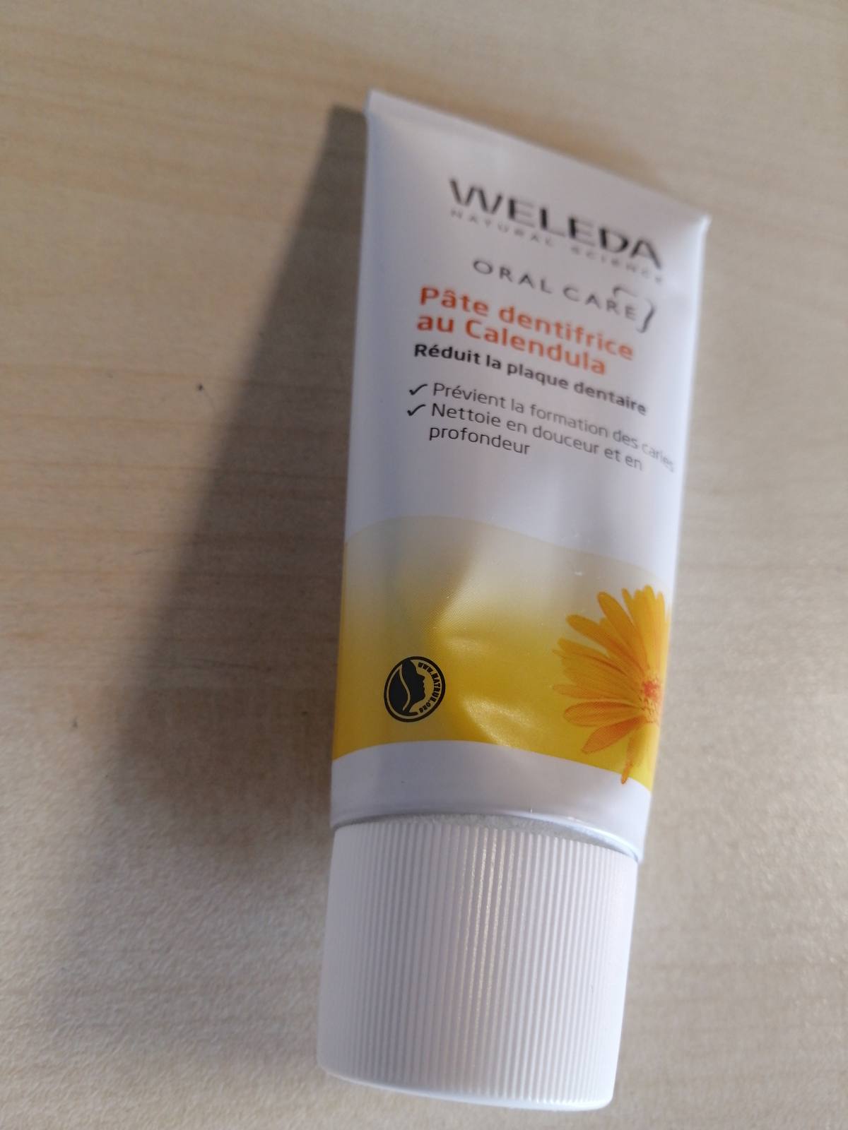 275837 - WELEDA - Pastë dhëmbësh Organike Calendula, 75ml - Pa fluor, vegane, pastrim i butë, forcon mishrat e dhëmbëve, parandalon kariesin