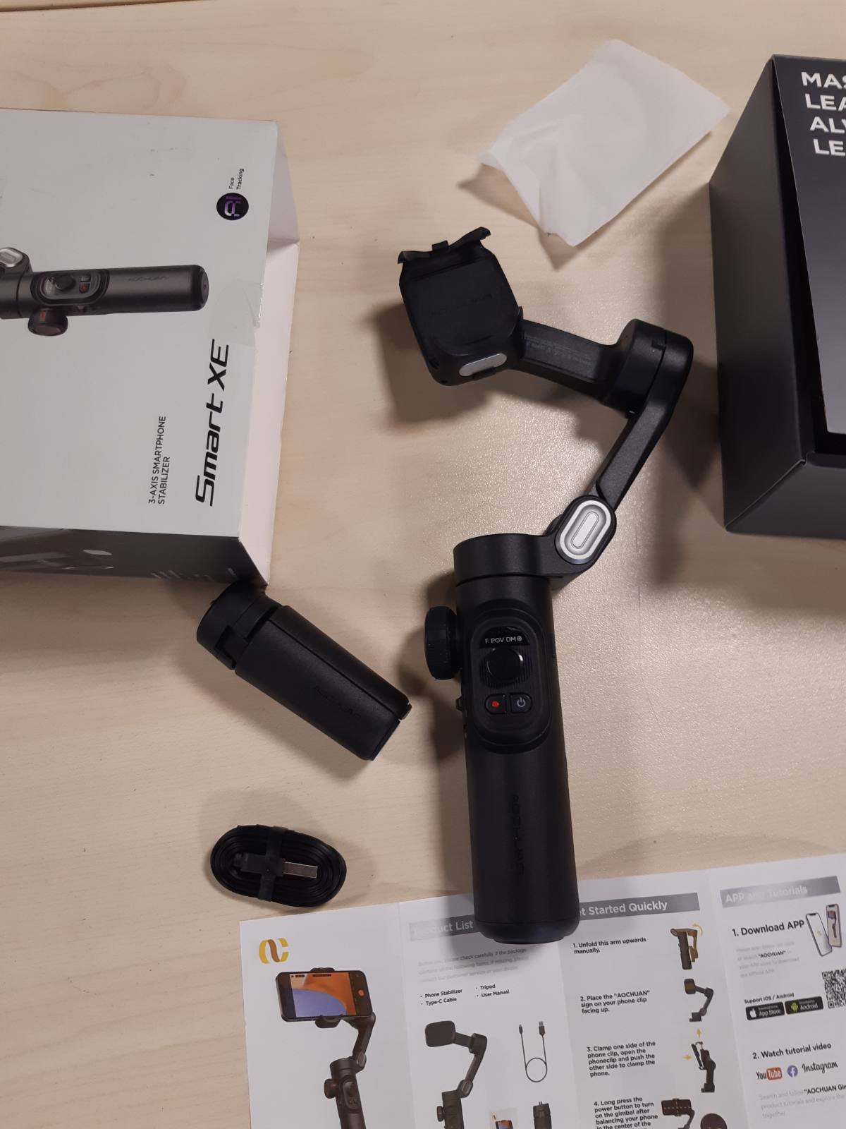 276183 - AOCHUAN Stabilizues Gimbal për iPhone me Sensor Ndjekjeje AI, Gimbal me Rrotë Fokusi për iPhone/Android, Stabilizues Telefoni me Anti-Shake 7.0 për Regjistrim Videoje - Smart XE AI