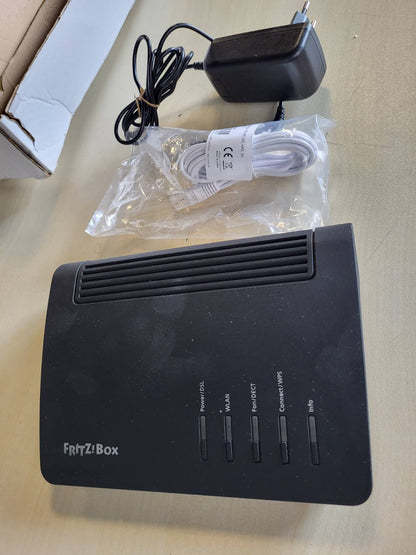 276235 - AVM FRITZ!Box 7530 Router WLAN AC+N (DSL/VDSL 866 Mbps (5GHz) dhe 400 Mbps (2.4 GHz), deri në 300 Mbps me VDSL-t, i Zi) (I Rinovuar)