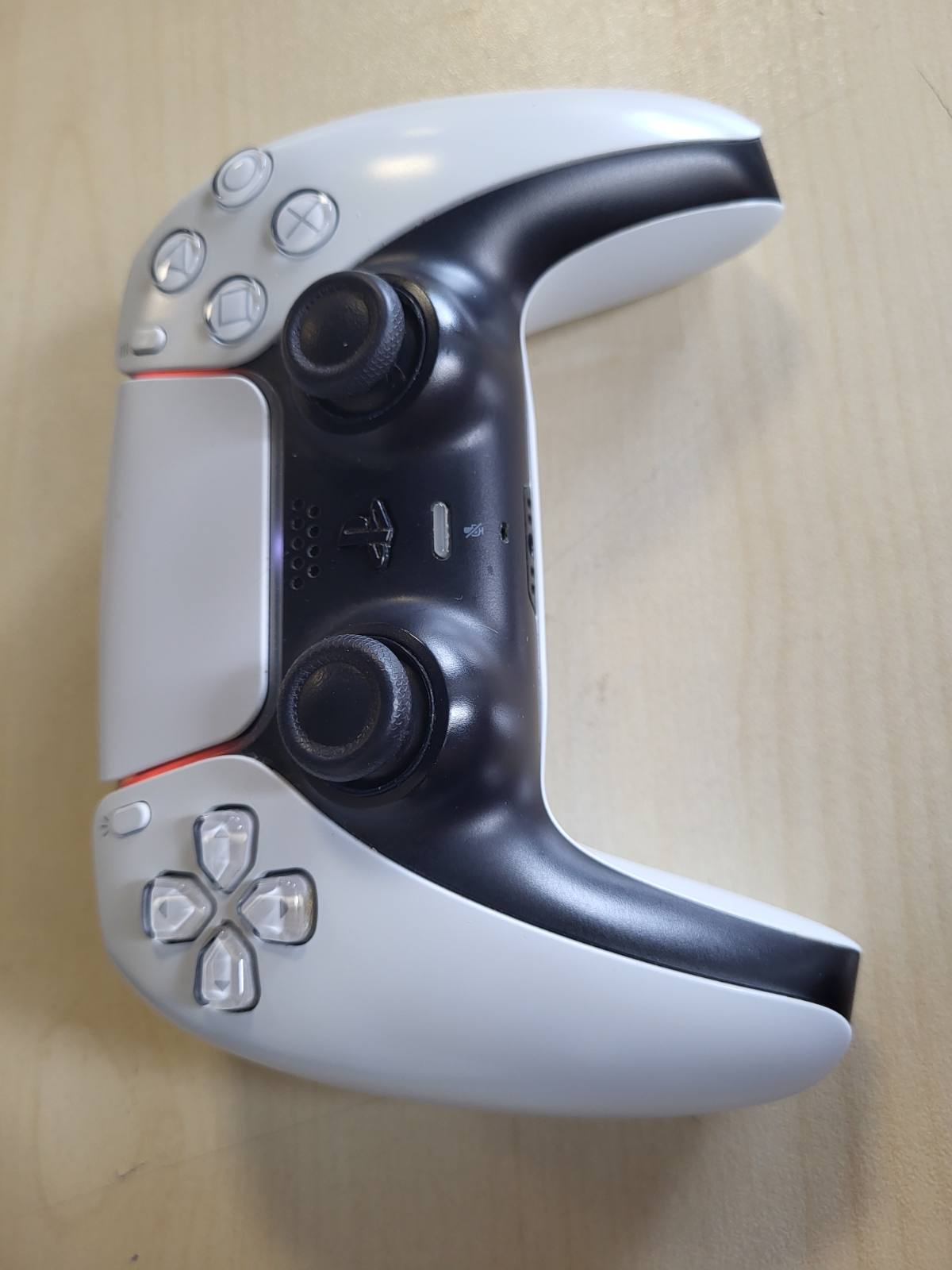 276242 - SONY PLAYSTATION®5, KONTROLLUES PA TEL DUALSENSE™, i bardhë