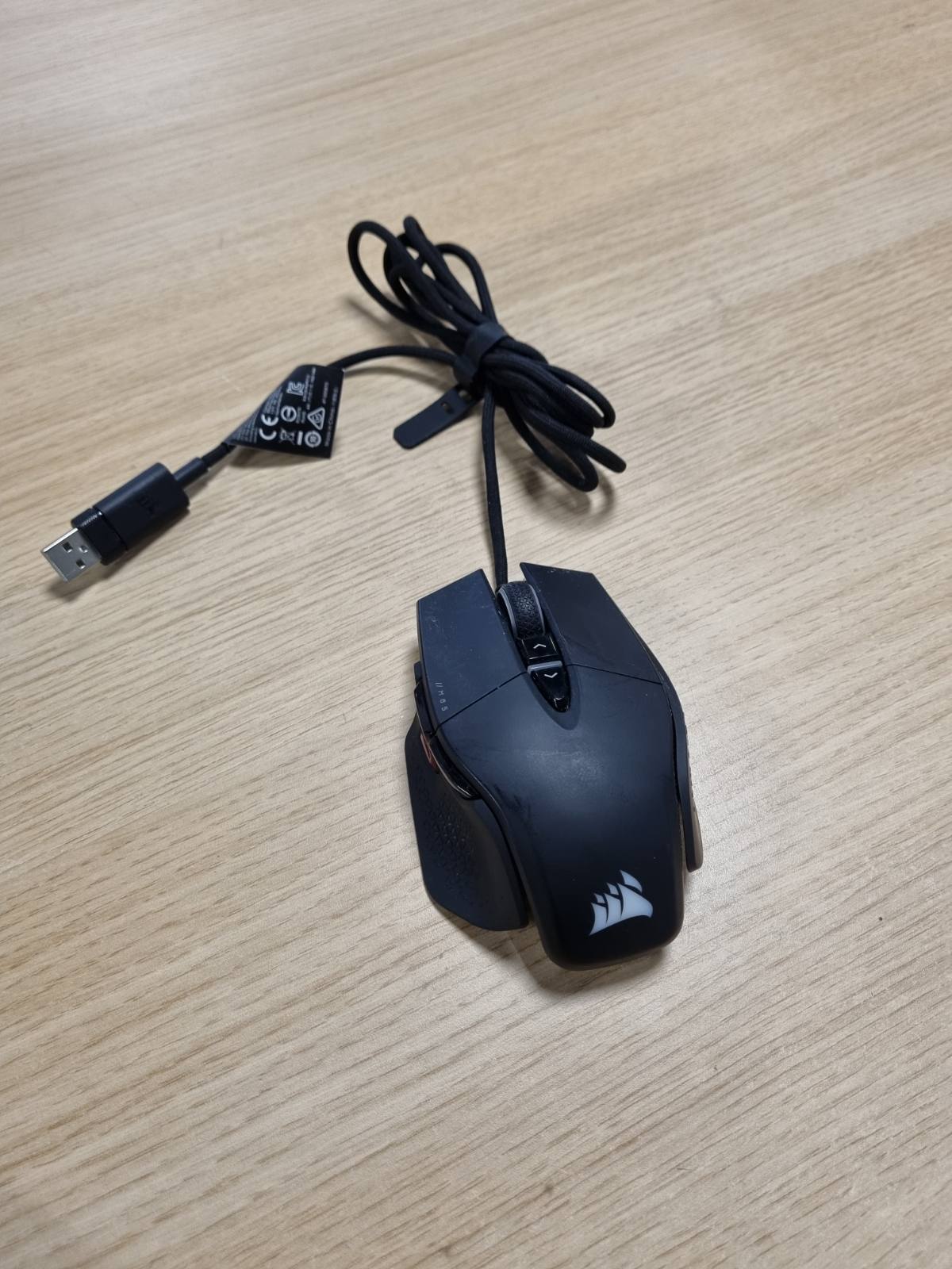 276286 - CORSAIR M65 RGB ULTRA Maus për lojëra me tela - 26,000 DPI - Çelësa optikë - Teknologji hiper-përpunimi AXON - i pajtueshëm me iCUE - i zi
