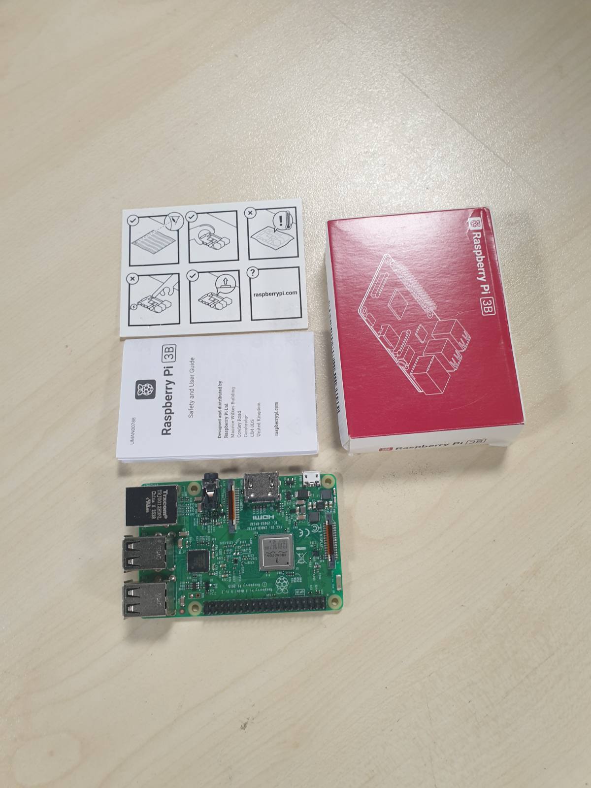 276333 - Raspberry Pi 3 Model B ARM-Cortex-A53 4x 1,2GHz, 1GB RAM, WLAN, Bluetooth, LAN, 4x USB