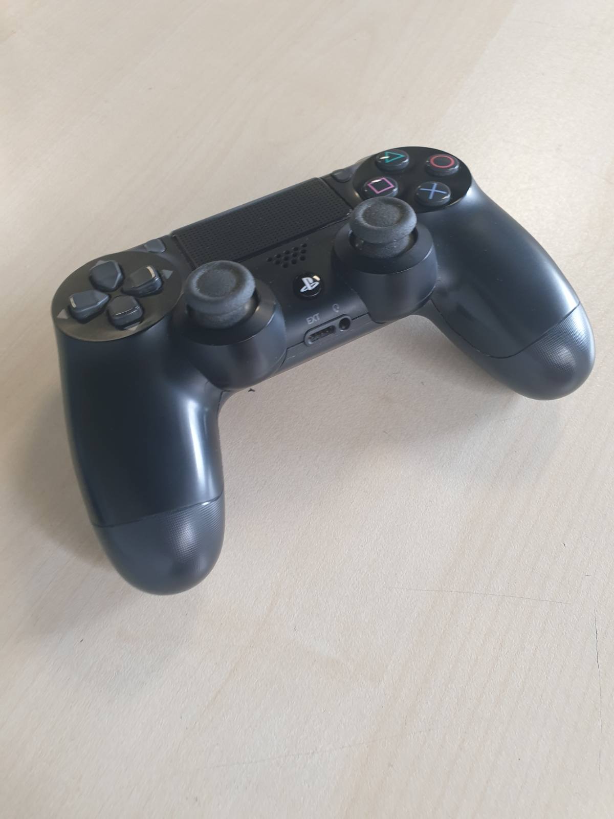 276379 - SONY DUALSHOCK 4 PLAYSTATION 4 GAMEPAD I ZI, Me Tel/Pa Tel, Bluetooth/USB
