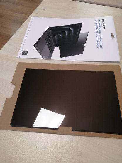 276418 - KENSINGTON Ekran magnetik për privatësinë MP14 për MacBook Pro, i përshtatshëm për 14 inç (35.6 cm) (2021–2024, M1, M2, M3, M4, Pro, Max), ekran privatësie i shkëputshëm, anti-shkëlqim, filtër drite blu