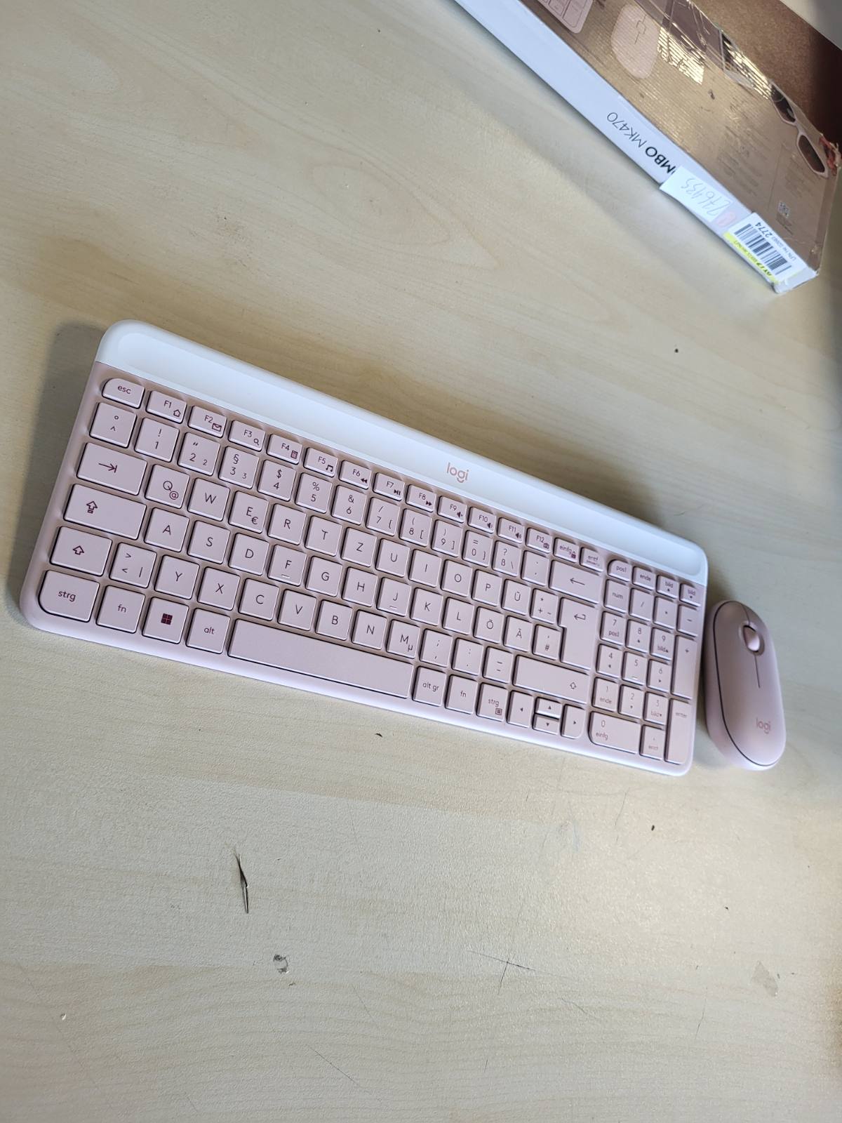 276435 - LOGITECH Kombinim mausi dhe tastiere 920-011314, rozë