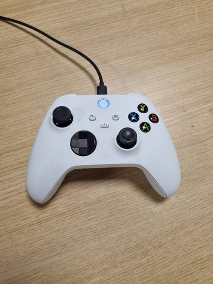 276484 - XBOX One pa Fil - Robot White Series X, Series S, One, Windows 10 dhe 11, Android dhe iOS