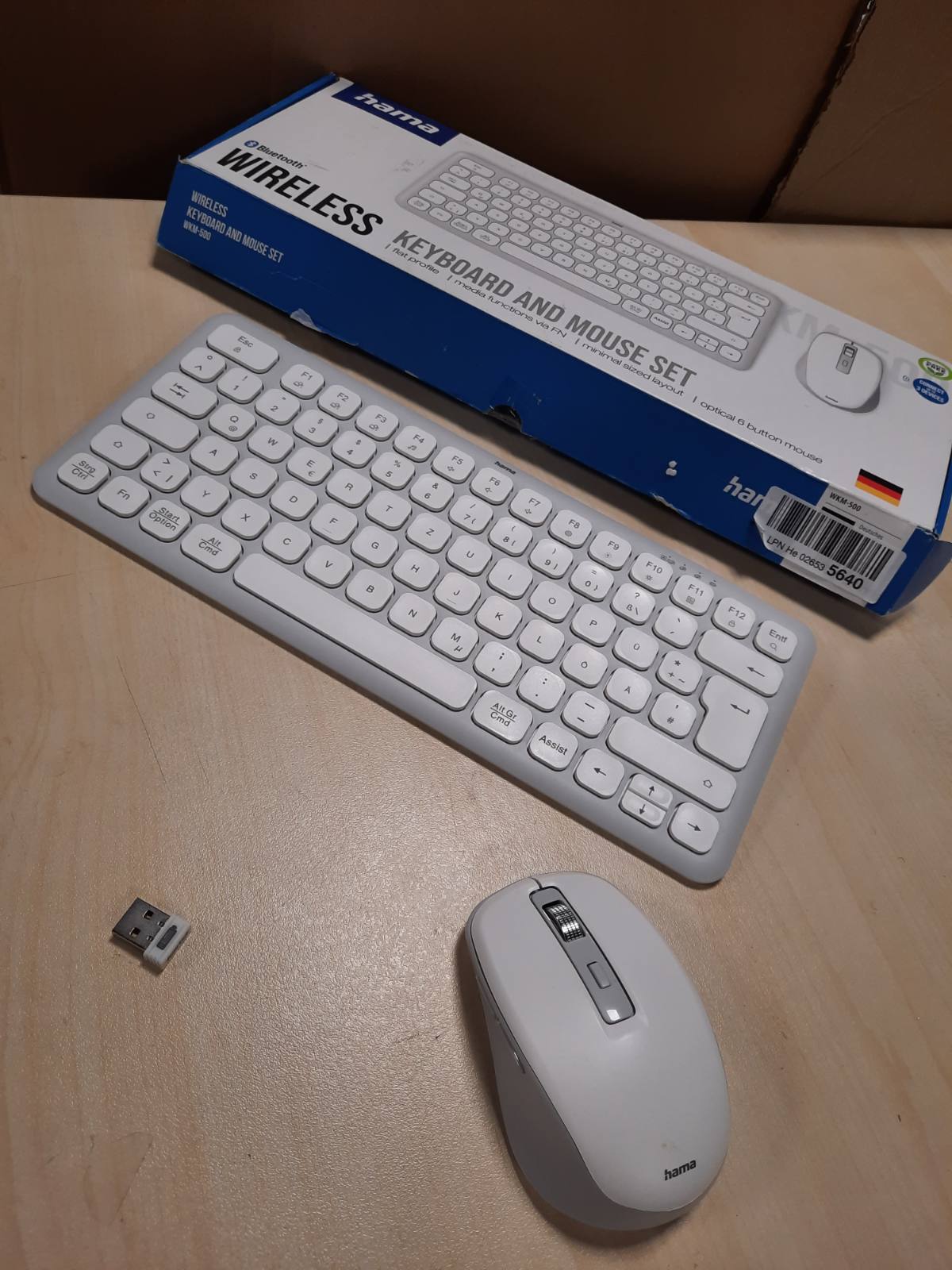 276527 - HAMA, set tastiere dhe mausi pa tel, Bluetooth, për PC, smartphone, tablet, i vogël, me bateri, taste të qeta me gërshërë, paraqitje gjermane QWERTZ