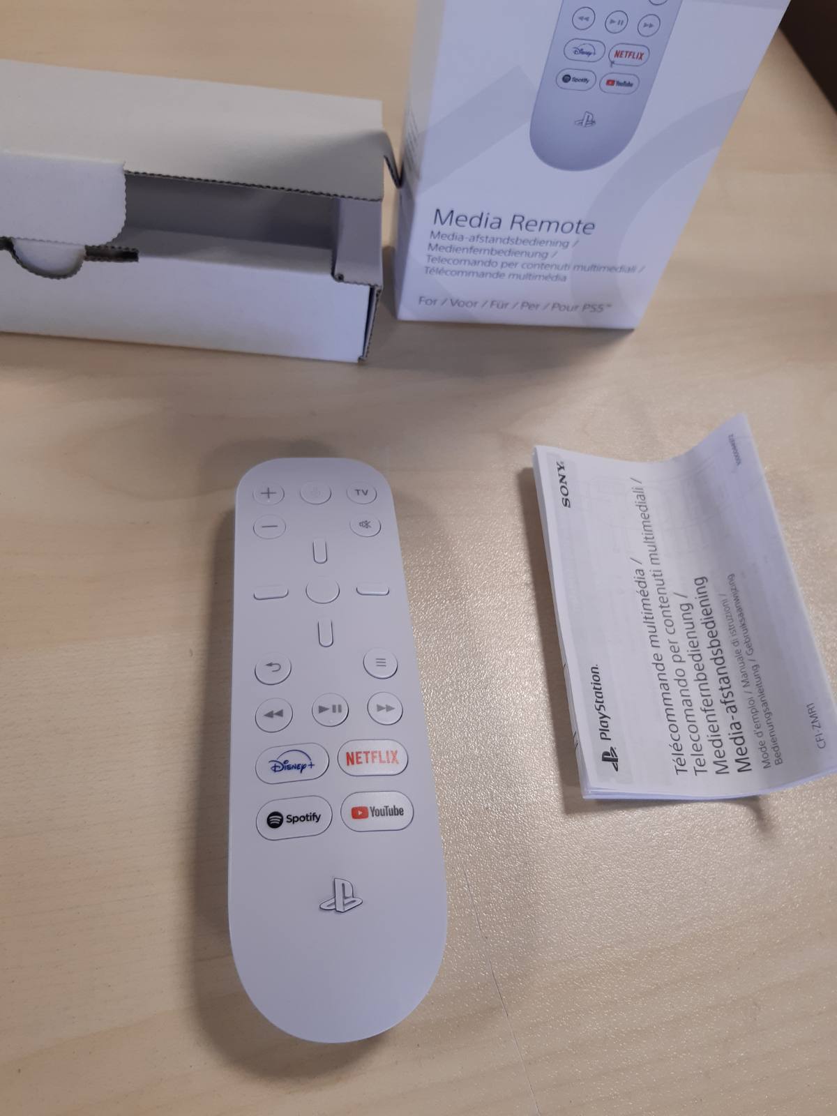 276618 - SONY Telekomandë Zyrtare Multimediale për PlayStation 5, Kontrollon Volumin e Konsolës dhe TV-së, Navigim Intuitiv, Transmetues i Integruar IR, Ngjyra: E Bardhë