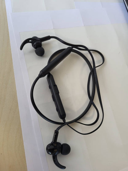 276701 - HAMA Kufje Bluetooth në vesh "Freedom Neck III", të zeza – kufje sportive me rrip qafe, mikrofon, teknologji shumëpikëshe, rezistente ndaj djersës