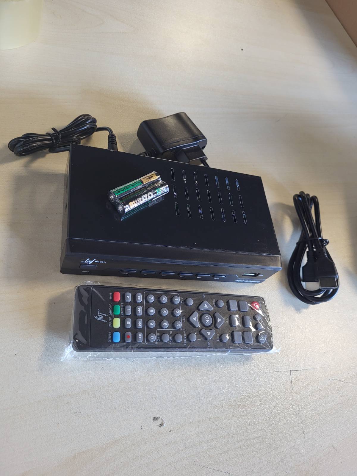 276807 - LEYF Dekoder PA-2211 për Televizion Dixhital Tokësor (DTT) - Full HD 1080p - Kanale të Lira - DVB-T2 - Akordues DTT - Dekoder TV HD (HDTV, SCART, USB) për TV