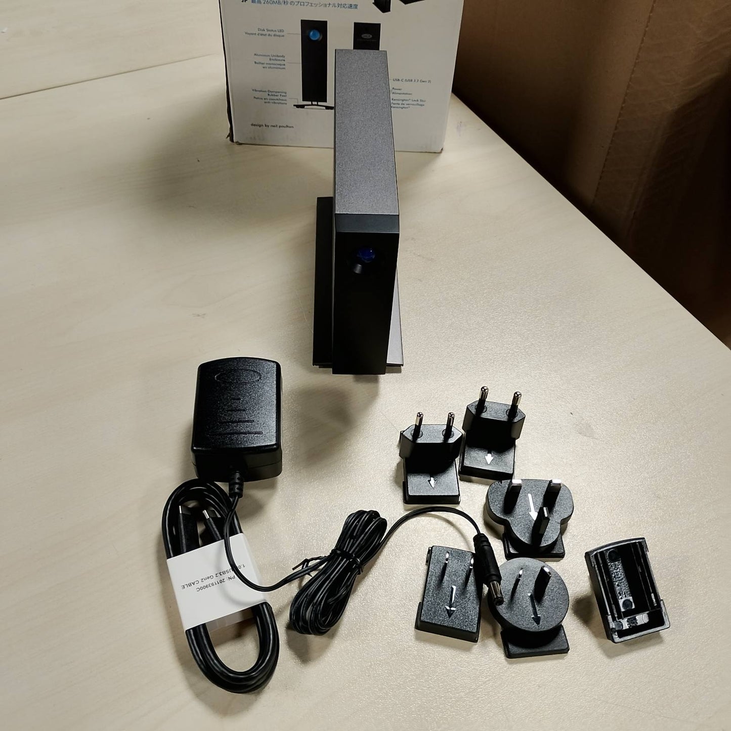 276862 - LACIE Disk i Jashtëm i Ngurtë d2 Professional, 8TB, USB-C dhe USB 3.0, përfshin 1 muaj Adobe CC All Apps (STHA8000800)