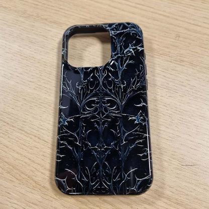 276886 - Mbështjellëse me model gotik për iPhone 15 Pro
